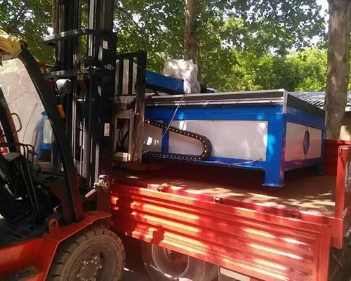 風(fēng)管等離子切割機裝車